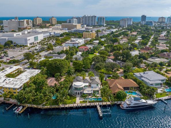 797 Middle River Dr, Fort Lauderdale FL 33304