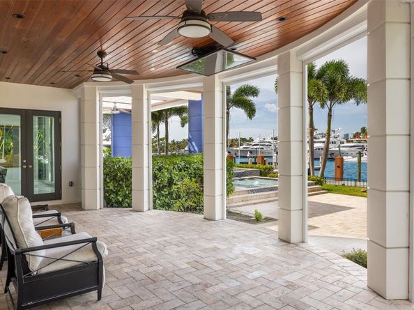 797 Middle River Dr, Fort Lauderdale FL 33304