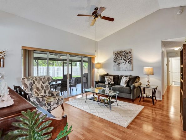 948 SW 149th Ter, Sunrise FL 33326