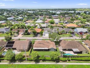948 SW 149th Ter, Sunrise FL 33326