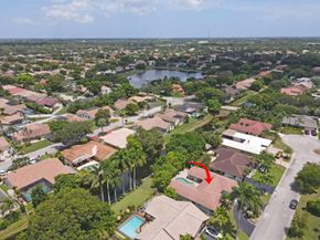 6621 NW 52nd St, Coral Springs FL 33067