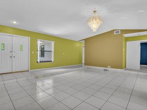 6621 NW 52nd St, Coral Springs FL 33067