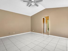 6621 NW 52nd St, Coral Springs FL 33067