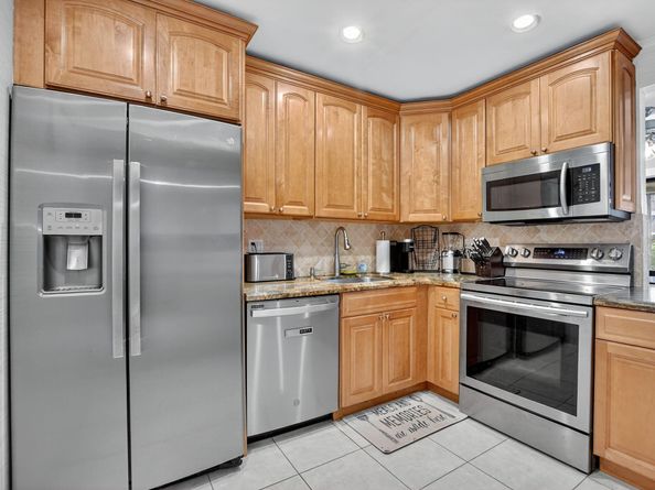 1061 NW 13th Street 2, Boca Raton FL 33486