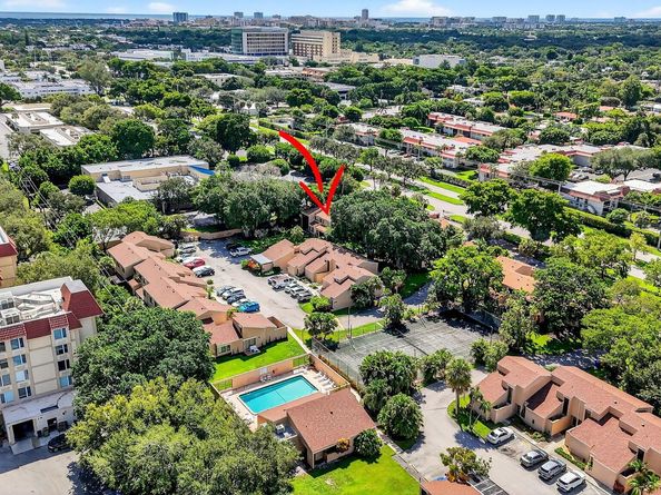 1061 NW 13th Street 2, Boca Raton FL 33486