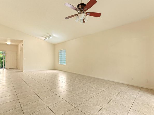12215 Brisbane Lane, Wellington FL 33414