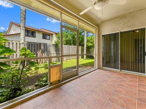 12215 Brisbane Lane, Wellington FL 33414