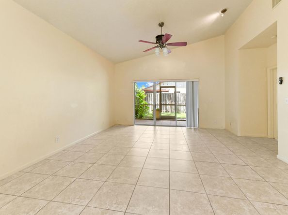 12215 Brisbane Lane, Wellington FL 33414