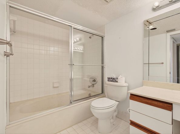 5757 Fairway Park Court 104, Boynton Beach FL 33437
