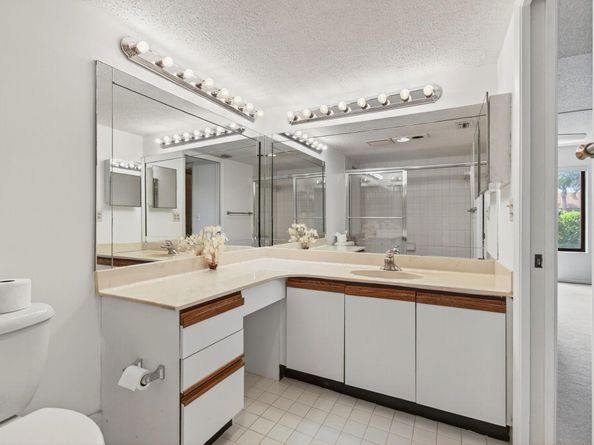 5757 Fairway Park Court 104, Boynton Beach FL 33437