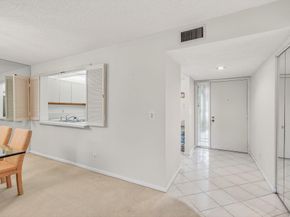 5757 Fairway Park Court 104, Boynton Beach FL 33437
