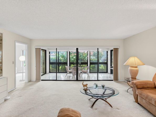 5757 Fairway Park Court 104, Boynton Beach FL 33437