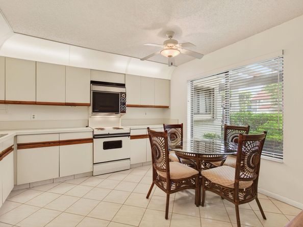 5757 Fairway Park Court 104, Boynton Beach FL 33437