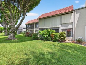 5757 Fairway Park Court 104, Boynton Beach FL 33437