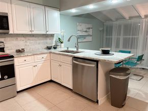 1641 NE 55th St, Fort Lauderdale FL 33334