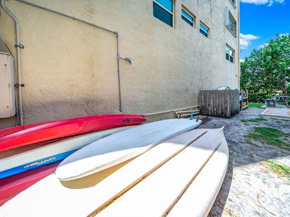 3581 S Ocean Boulevard 3B, South Palm Beach FL 33480