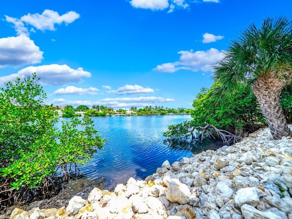 3581 S Ocean Boulevard 3B, South Palm Beach FL 33480