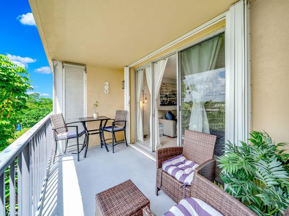 3581 S Ocean Boulevard 3B, South Palm Beach FL 33480