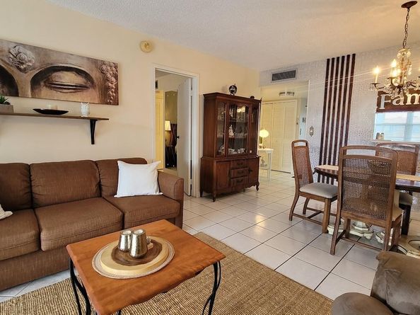 2901 NW 48th Ave 461, Lauderdale Lakes FL 33313