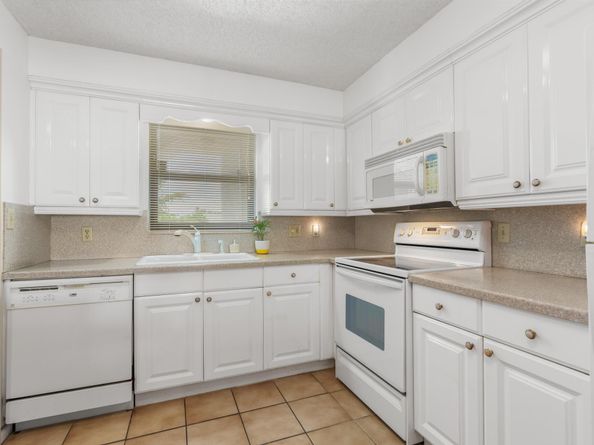 445 SE 21st Avenue 202, Deerfield Beach FL 33441