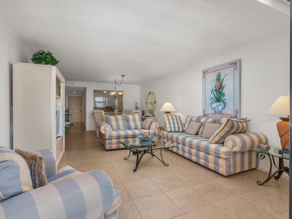 445 SE 21st Avenue 202, Deerfield Beach FL 33441