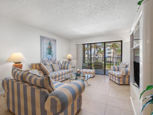 445 SE 21st Avenue 202, Deerfield Beach FL 33441