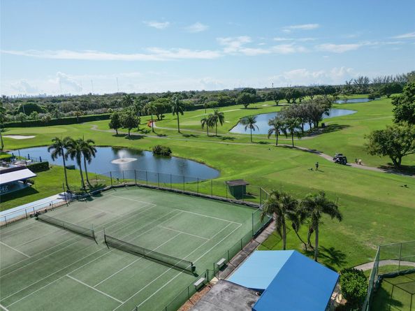 8900 Washington Blvd 115, Pembroke Pines FL 33025