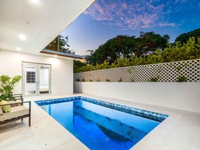 2330 Lake Avenue, West Palm Beach FL 33401