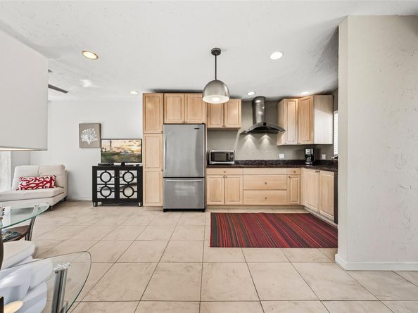 1000 SE 4th St 311, Fort Lauderdale FL 33301