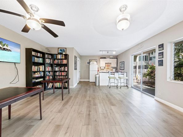 1000 SE 4th St 311, Fort Lauderdale FL 33301