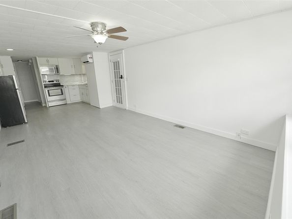 8520 SW 18th Ct, Davie FL 33324