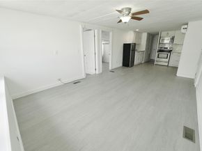 8520 SW 18th Ct, Davie FL 33324
