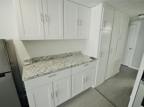 8520 SW 18th Ct, Davie FL 33324