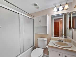 7118 Golf Colony Court 205, Lake Worth FL 33467