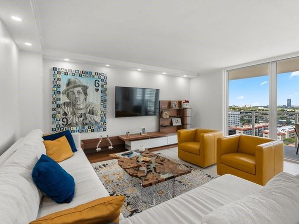 2030 S Ocean Dr 1407, Hallandale Beach FL 33009
