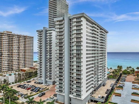 2030 S Ocean Dr 1407, Hallandale Beach FL 33009