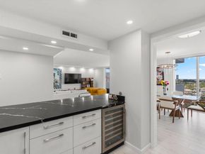 2030 S Ocean Dr 1407, Hallandale Beach FL 33009