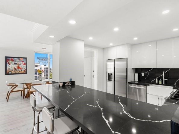 2030 S Ocean Dr 1407, Hallandale Beach FL 33009