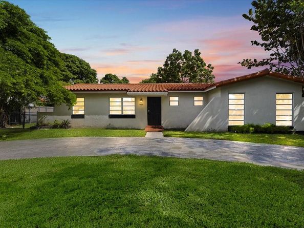 10231 SW 27th St, Miami FL 33165