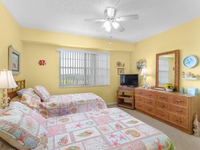 3300 W Rolling Hills Cir 704, Davie FL 33328