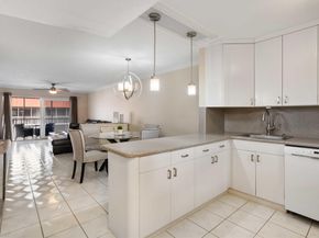 2097 S Ocean Dr 403, Hallandale Beach FL 33009