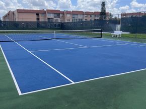 9261 Sunrise Lakes Blvd 212, Sunrise FL 33322