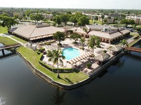 9261 Sunrise Lakes Blvd 212, Sunrise FL 33322