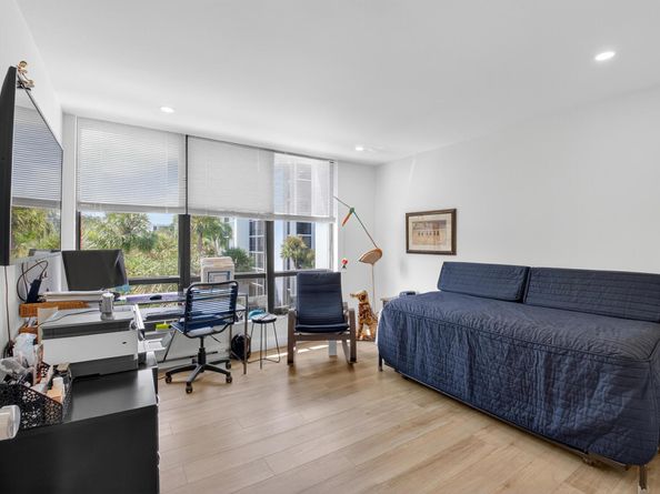 7847 Lakeside Boulevard 1042, Boca Raton FL 33434