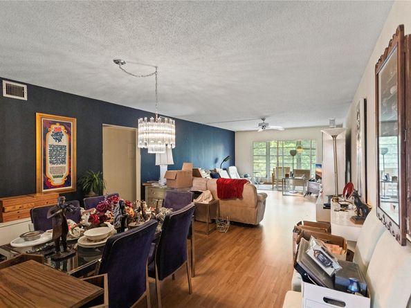 2302 Lucaya Ln L4, Coconut Creek FL 33066