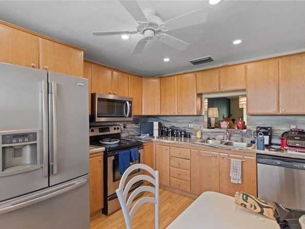 2302 Lucaya Ln L4, Coconut Creek FL 33066