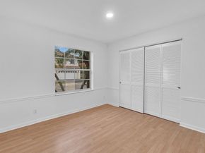 255 Somerset Way, Weston FL 33326