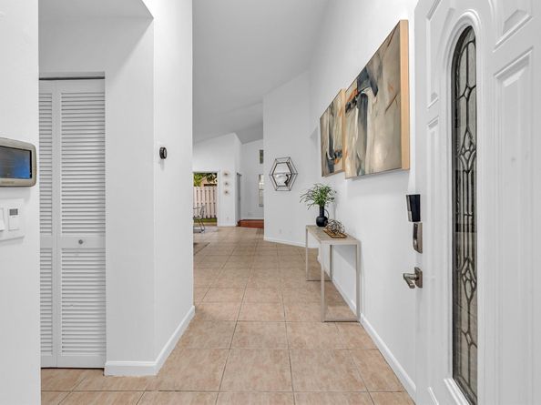 255 Somerset Way, Weston FL 33326