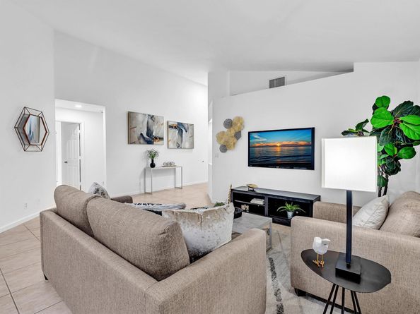 255 Somerset Way, Weston FL 33326