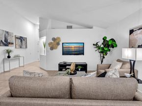 255 Somerset Way, Weston FL 33326